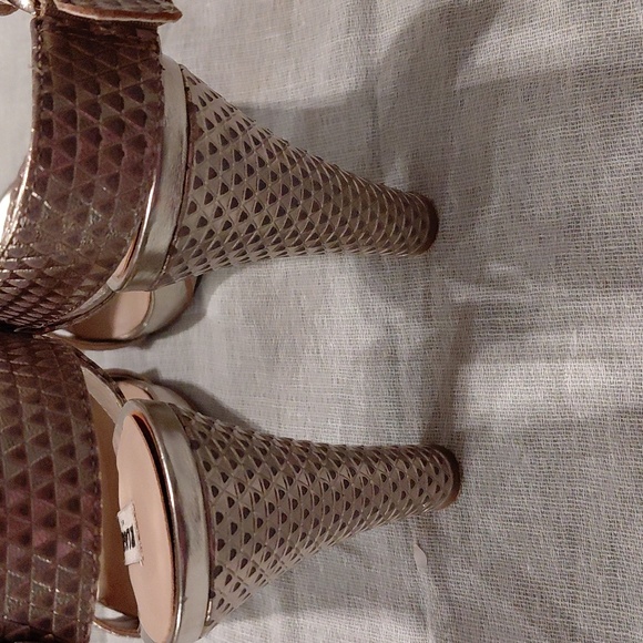 Karl Lagerfeld Cieone Muted Metallic Gold Heeled Sandals - Picture 7 of 9